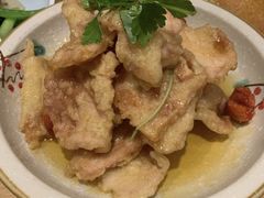 -山楂树融合菜餐厅