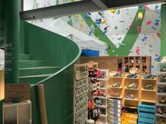 -绿壁虎攀岩基地(Tcar店)
