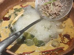 -洱火云南酸菜牛肉火锅(石景山当代商城店)