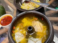 原味汽锅鸡-云海肴·汽锅鸡·云南菜(天山百盛优客店)