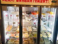 面包甜点陈列柜-川成串·自助串串香火锅(朝阳店)