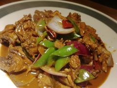 辣炒本地小公鸡-吕氏疙瘩汤·私家菜馆(慈云寺店)