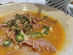 -老船夫婚宴婚庆会馆(延吉路店)