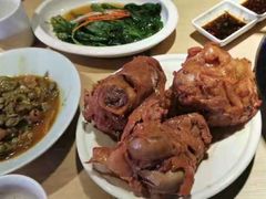 招牌酱大骨-关东小磨东北菜(上海长风大悦城店)