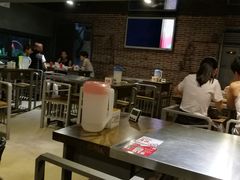 -龙巢盱眙龙虾·牛蛙·烧烤宵夜(八卦岭店)