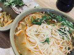 -亮亮拉面(师范路店)