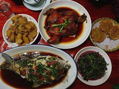 -芦茨金富饭庄·25年老字号·专做稻草鸡