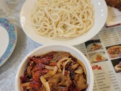 -汗腾格里·风味餐厅(新疆驻京办店)