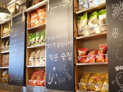 -WOW LUCKY创意韩料(龙阳广场店)
