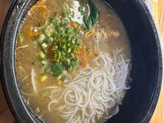 -勺子米线·云南传统小吃市集(四方街店)