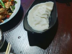 大鲅鱼饺子-蚝堡海鲜·威海菜·海肠捞饭·烧烤·亚洲吃蚝公司(幸福门店)