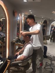 -苏豪路易士·嘉玛发廊