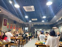 大堂-范贤光鸡公煲(平乐园总店)