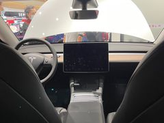 -TESLA 特斯拉(北京颐堤港体验店)