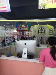 -雅乐达儿童乐园(海韵广场店)