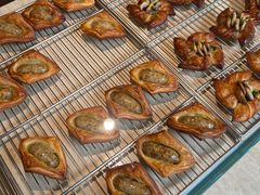 -VERIE BAKEHOUSE