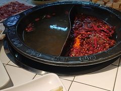 -巴卤社老火锅(四平店)