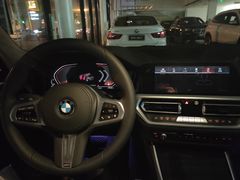 -上海宝信宝马4S店