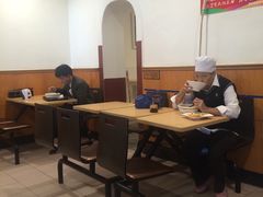 -西部马华清真兰州牛肉面·烧烤夜市(关东店)