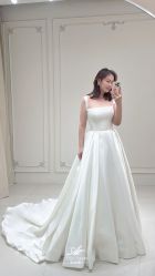-LOVE SHINE婚纱·红鼎庄龙凤褂·妈妈装定制