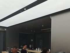 -DJI大疆(深圳华强北曼哈授权体验店)