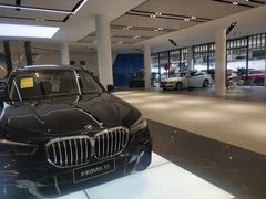 -上海宝诚尊悦宝马4S店(静安店)