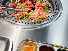 -马路牙子烧烤音乐酒馆(望京店)