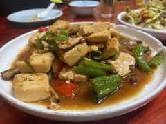 -芦茨金富饭庄·25年老字号·专做稻草鸡