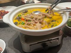 -鸽子侯·家宴·平价海鲜(绿地店)