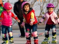 -悦动体能篮球羽毛球网球(三里河店)