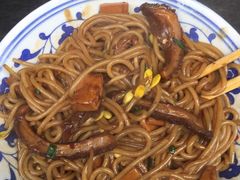 -珠宝街老左杂酱面馆