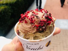 -VENCHI 闻绮(上海佛罗伦萨小镇店)