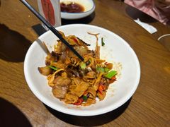 -富正毅三下锅·湘西韵味(天门山索道店)