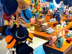-LOL原创生活概念店(K11购物艺术中心店)