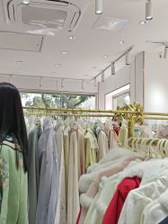 -梦回汉唐汉服旗袍体验馆(拙政园店)