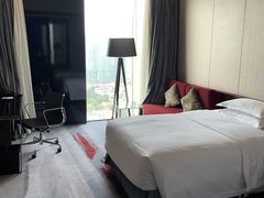 -广州天河希尔顿酒店