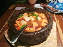 石锅沃豆腐-桂满陇-十里风荷(合生汇店)