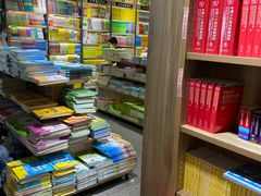 -雨丝书店(综合商业楼店)