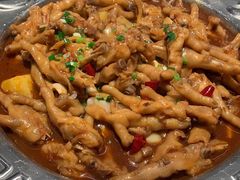 鸡爪煲-胖哥俩肉蟹煲(湖滨银泰in77店)