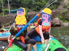 -安吉龙王山峡谷漂流