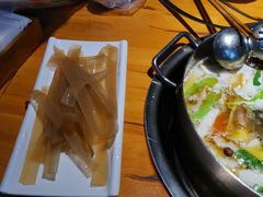 -大众跷脚牛肉馆·非遗传承单位(峨眉山店)