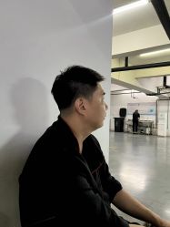 -侨治发型