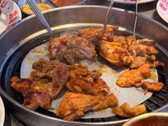 -哈哈碳都·牛肋条无限自助烤肉(台江万达店)