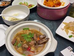 -鲁菜根·泰安菜(万达店)