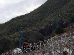 -浙东第一尖雪山欢乐谷