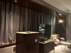 -上海龙之梦万丽酒店