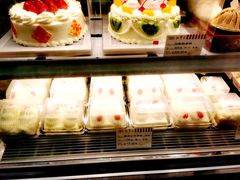 -红宝石·鲜奶小方(万航店)