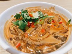 海凉粉-小船渔村•大连菜•大连焖鱼(黄河路店)
