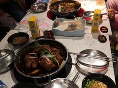 -运气牛自助酱大骨火锅(南京东路店)