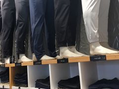 -lululemon(上海浦东IFC店)